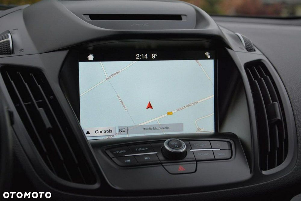 Ford Kuga 1.5 EcoBoost 2x4 ST-Line - 25