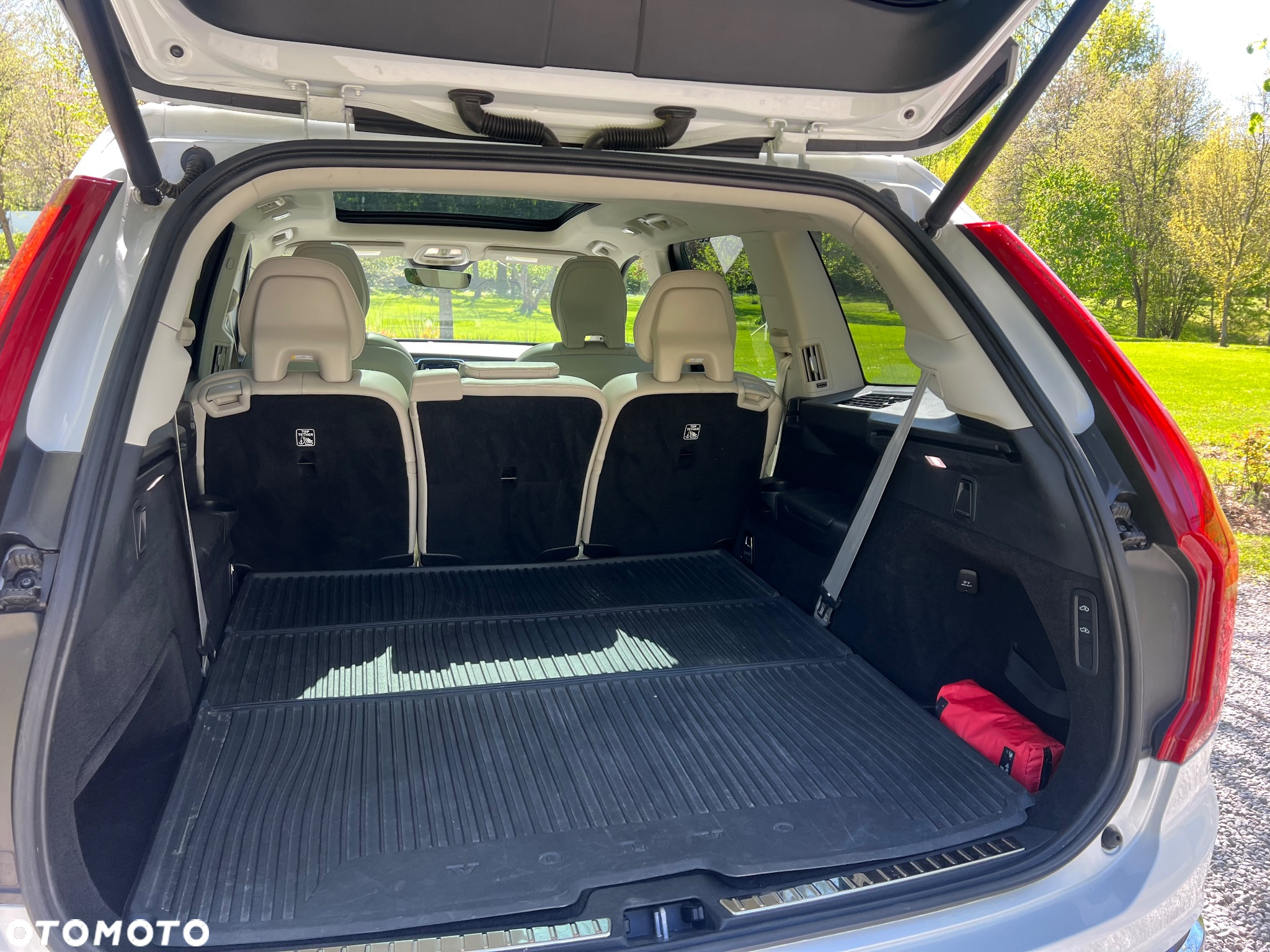 Volvo XC 90 - 14
