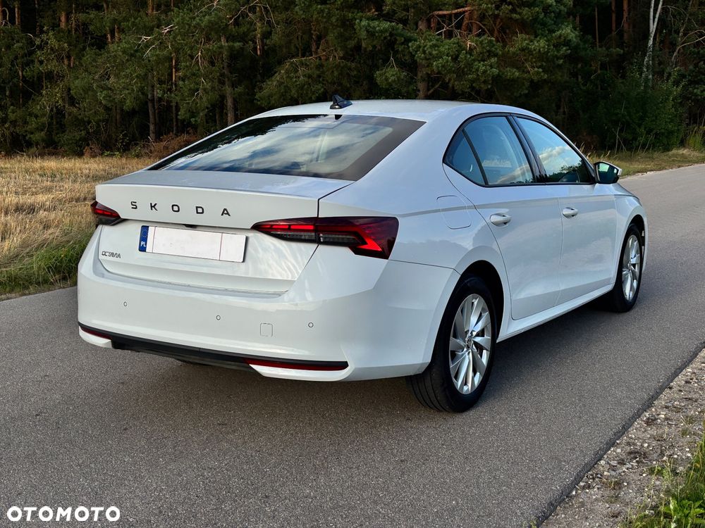 Skoda Octavia 1.5 TSI mHEV Selection DSG - 21