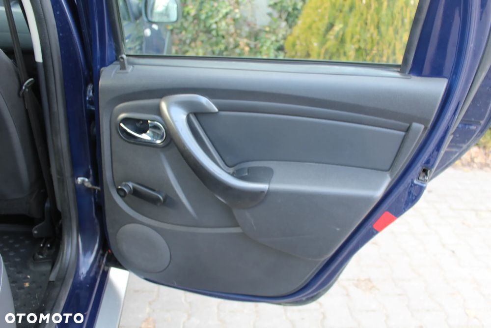 Dacia Duster 1.5 dCi Laureate 4x4 - 21