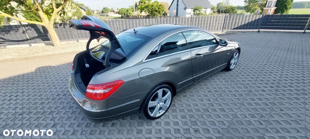 Mercedes-Benz Klasa E - 29