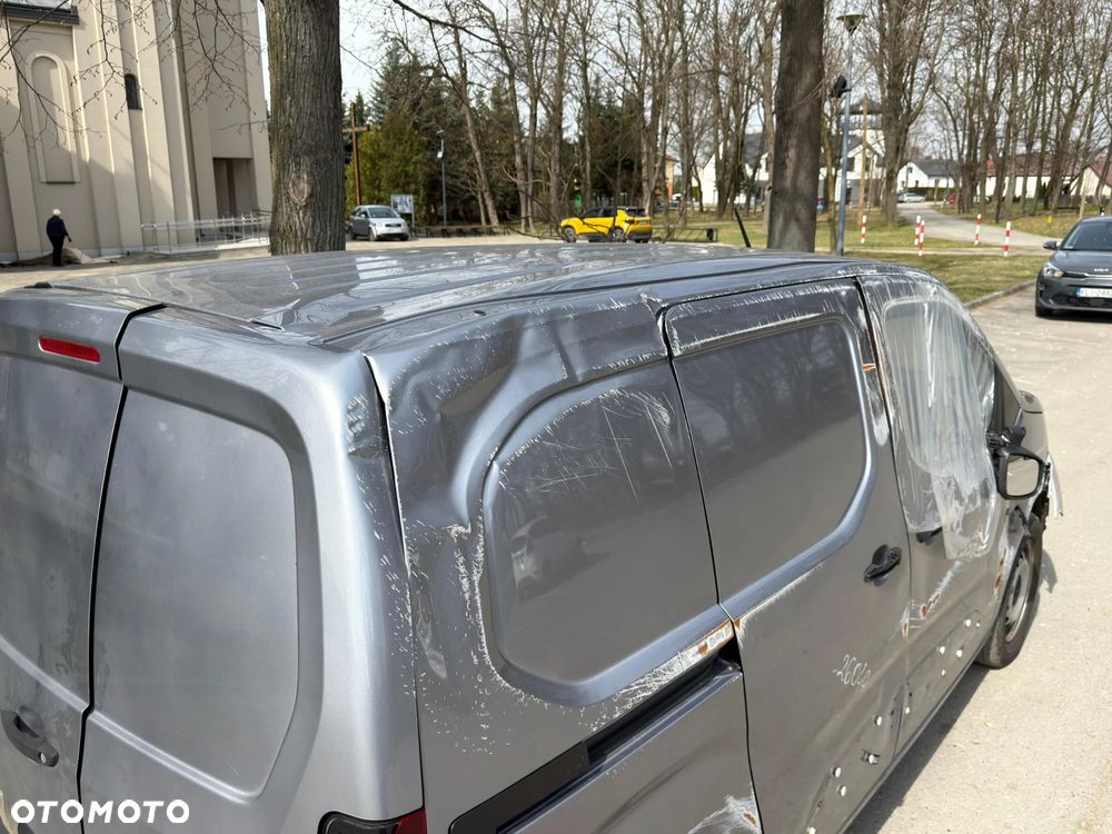 Peugeot E Partner - 10