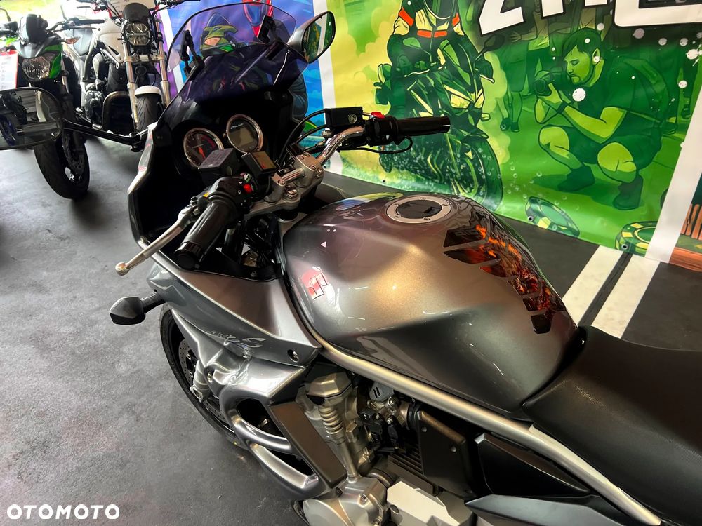 Suzuki Bandit - 10