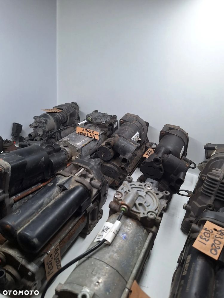 Kompresor Sprężarka Zawieszenia Air Suspension Compressor HURT - 4