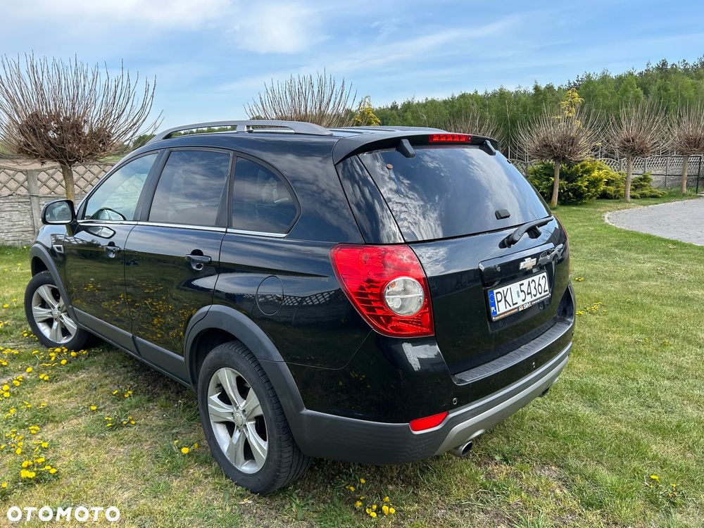 Chevrolet Captiva 2.2 D LTZ - 5