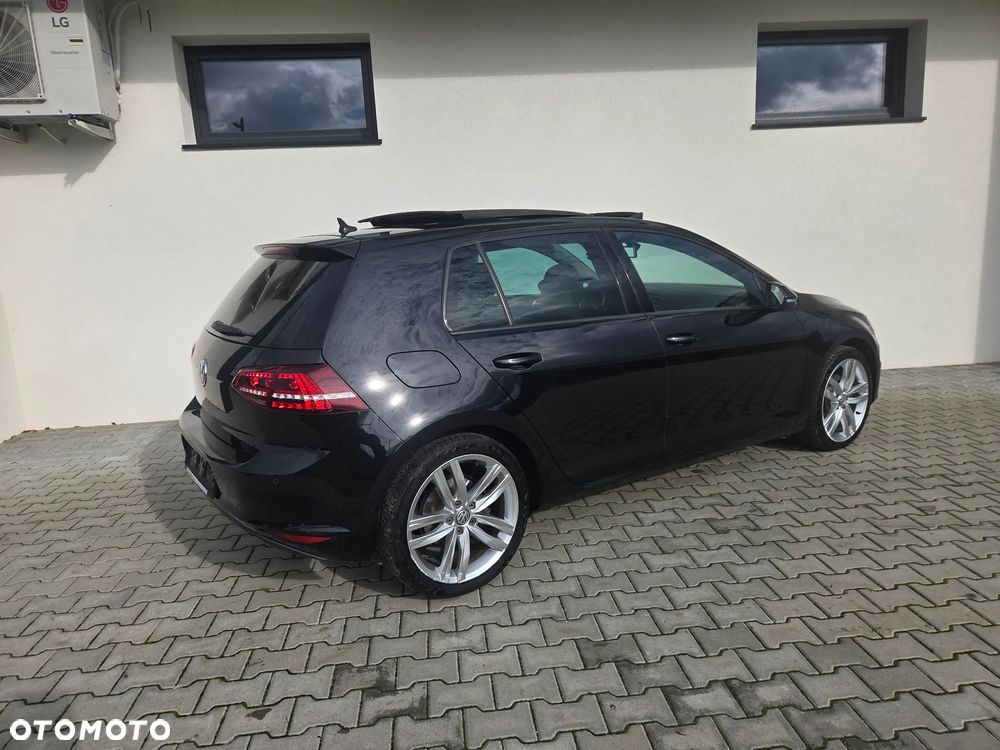 Volkswagen Golf - 17