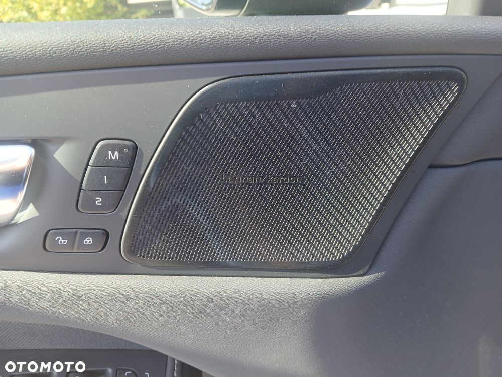 Volvo XC 60 - 10