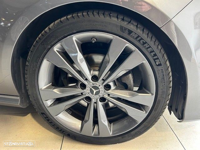 Mercedes-Benz CLA 180 d Shooting Brake Urban - 16