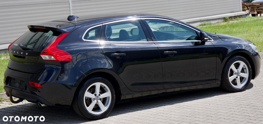 Volvo V40 D3 Momentum - 14