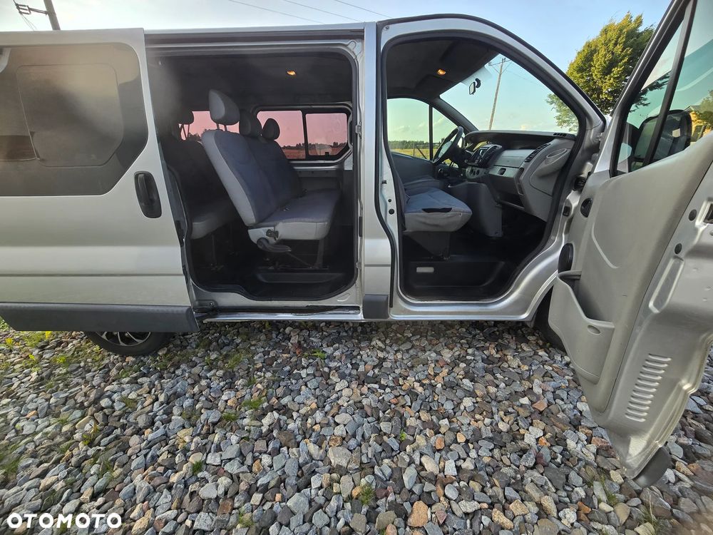 Renault Trafic - 12