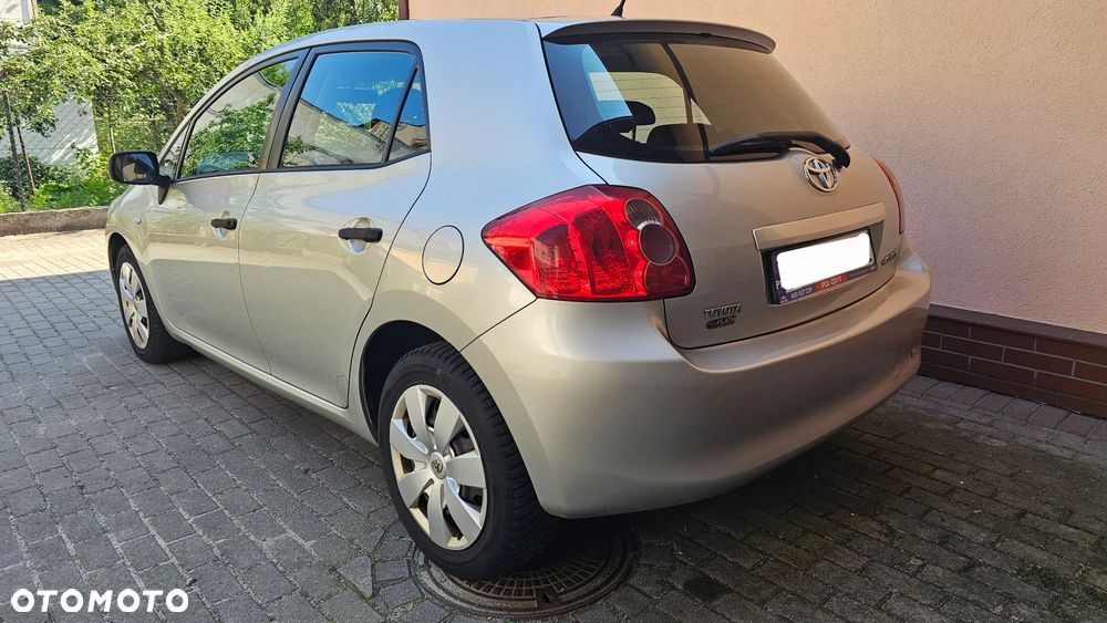 Toyota Auris - 7