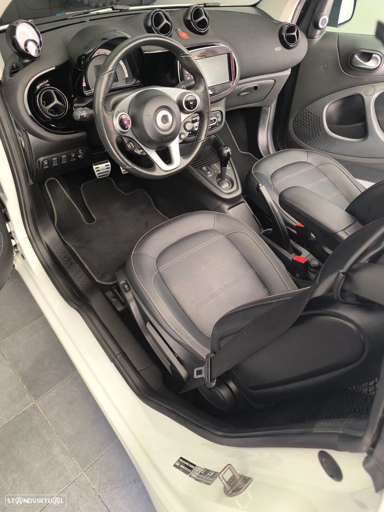Smart Fortwo Cabrio EQ prime - 24