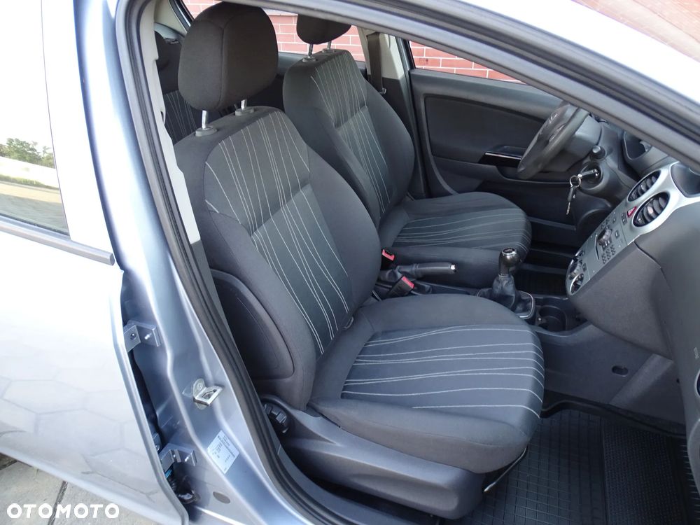 Mercedes-Benz Klasa A 160 Avantgarde - 19