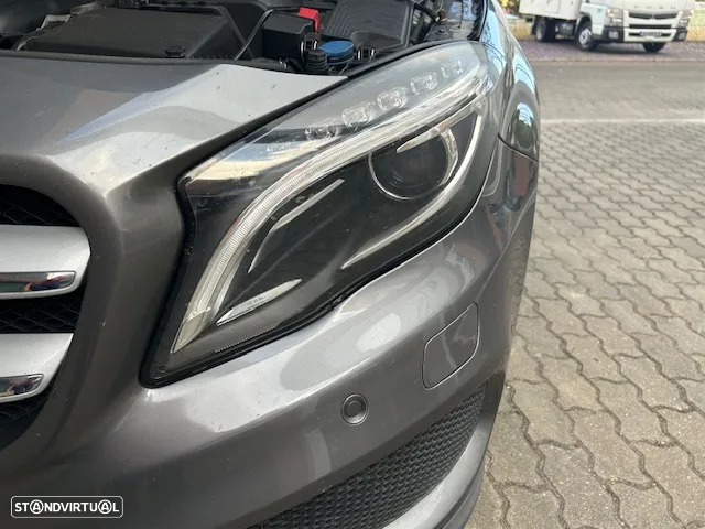 Mercedes-Benz GLA 200 CDi AMG Line - 18