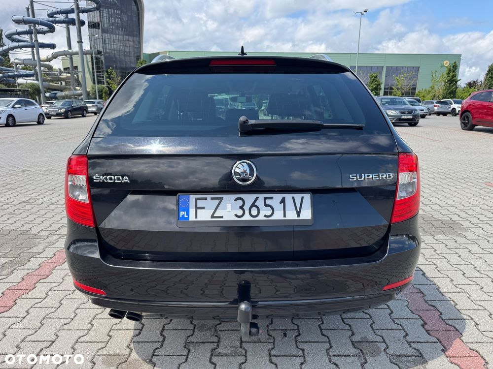 Skoda Superb 2.0 TDI Elegance DSG - 7