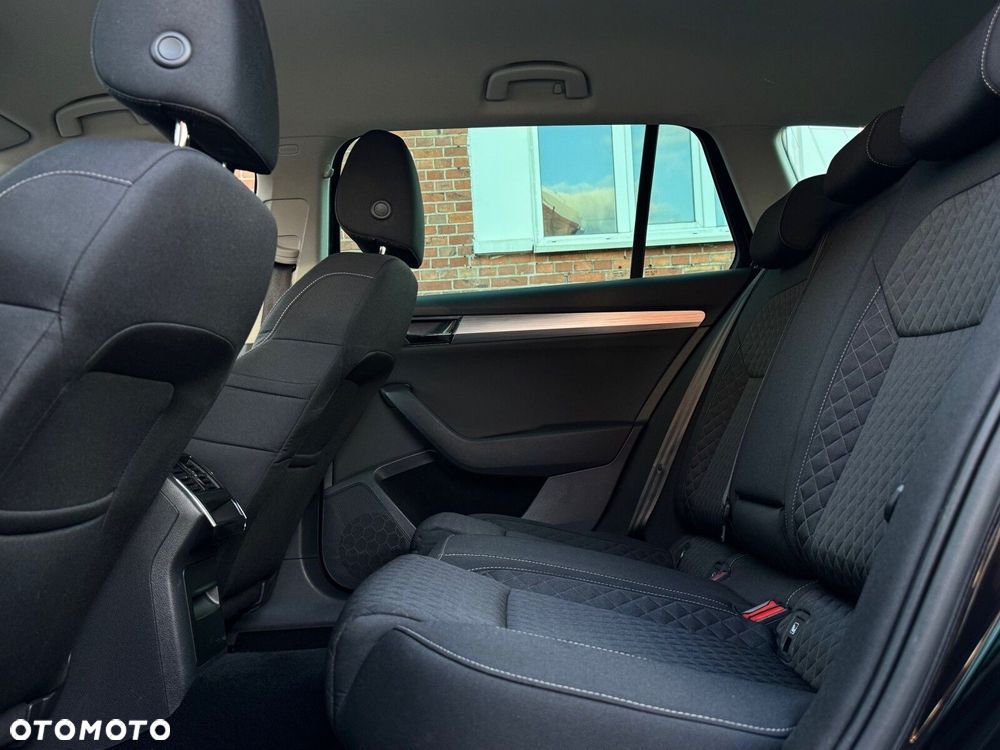 Skoda Superb 1.5 TSI Ambition DSG - 10