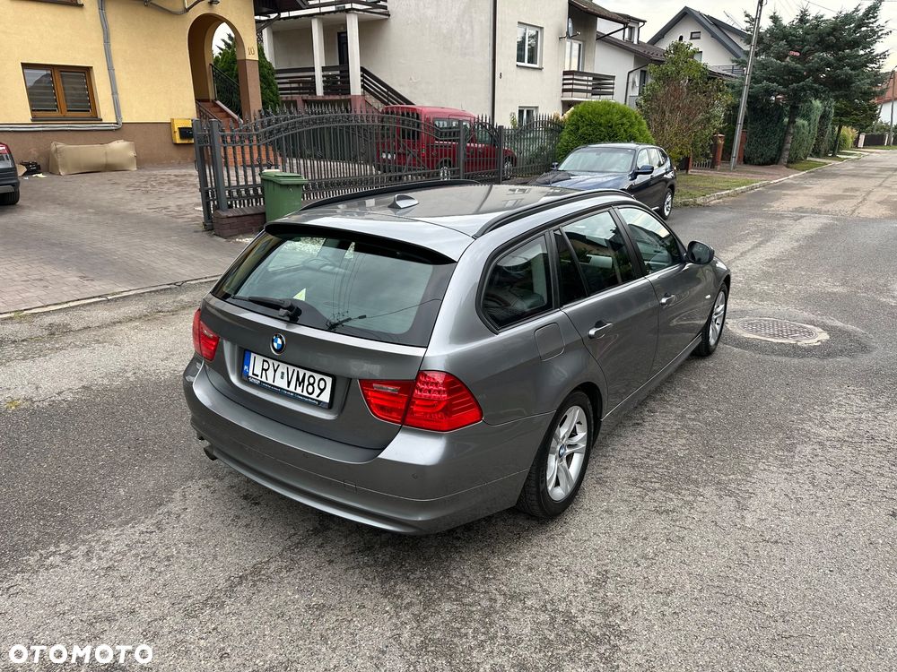 BMW Seria 3 318i Edition Exclusive - 15