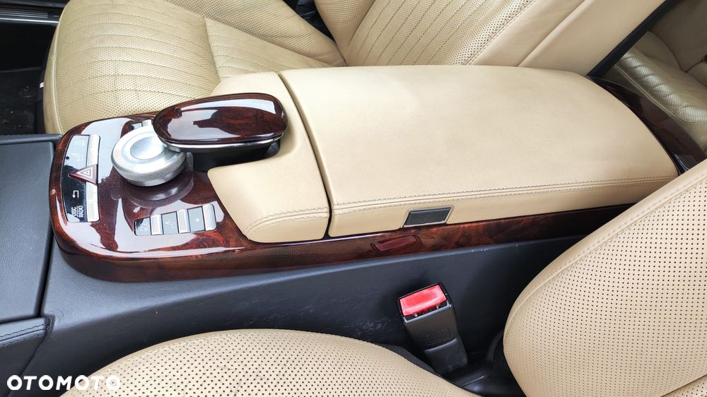 FOTELE KANAPA PODŁOKIETNIK BOCZKI TAPICERKA SKÓRA BEŻOWA DESIGNO FULL OPCJA GRZANA WENTYLOWANA MASAŻE MONITORY MERCEDES S-KLASA W221 LONG - 9