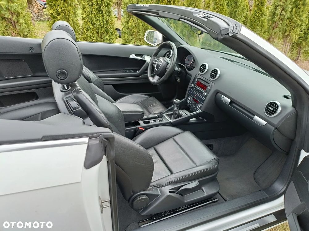 Audi A3 Cabrio 1.6 TDI DPF Attraction - 16