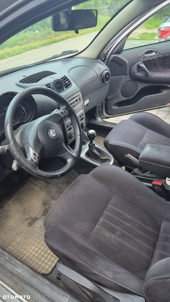 Alfa Romeo 147 1.9 JTD 8V Progression - 6