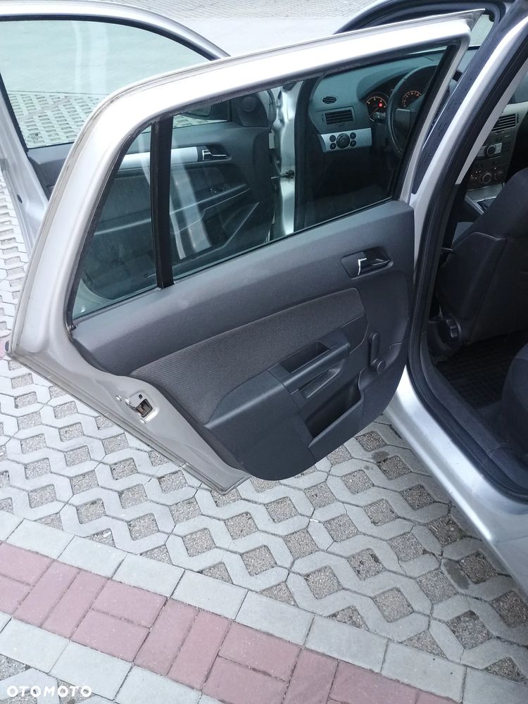 Opel Astra - 11