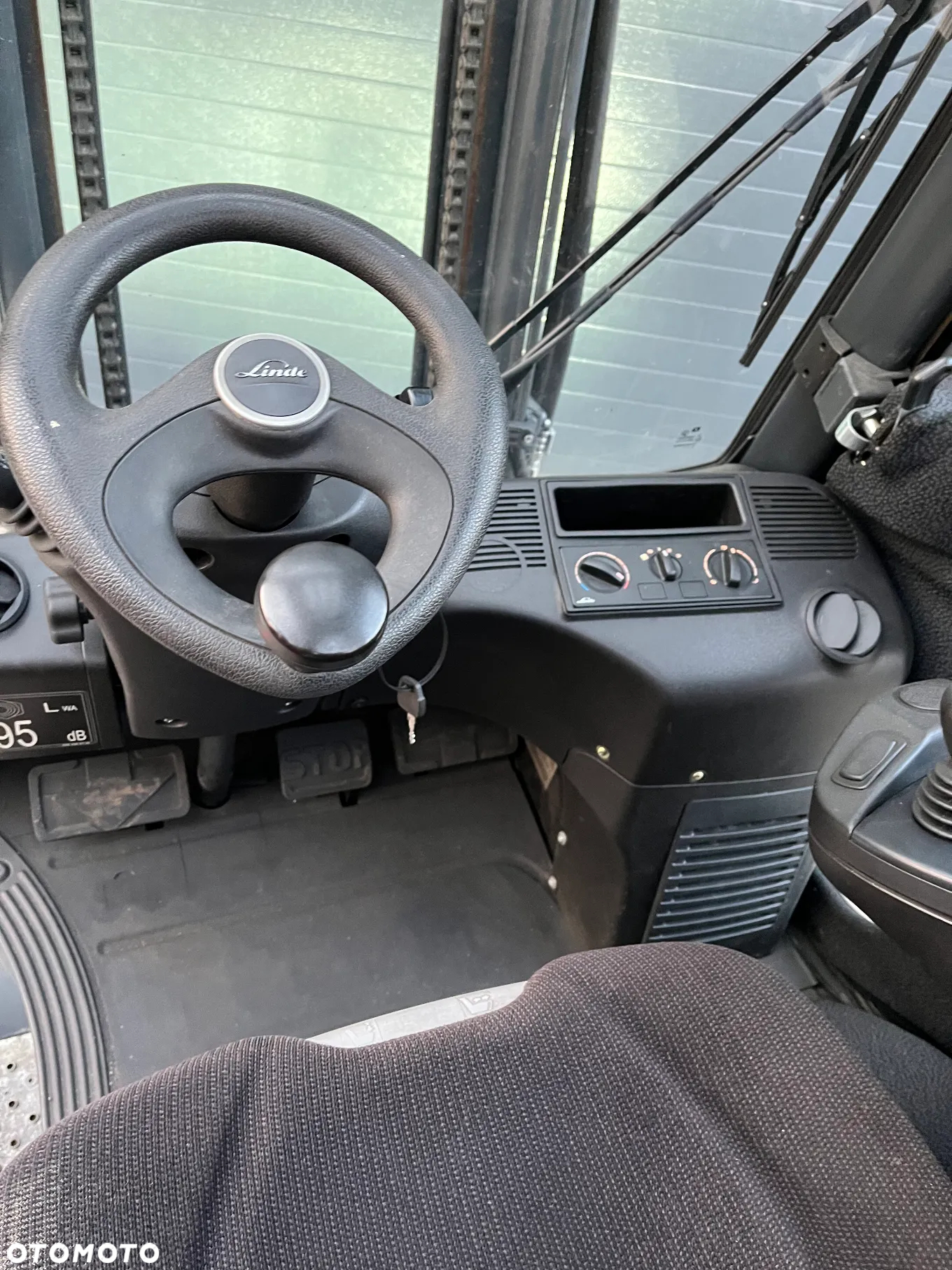 Linde H16-T Gaz LPG, Pełna kabina, Przesuw boczny, maszt Standard - 28