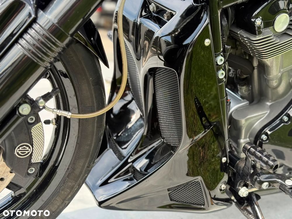 Harley-Davidson V-Rod Muscle - 16