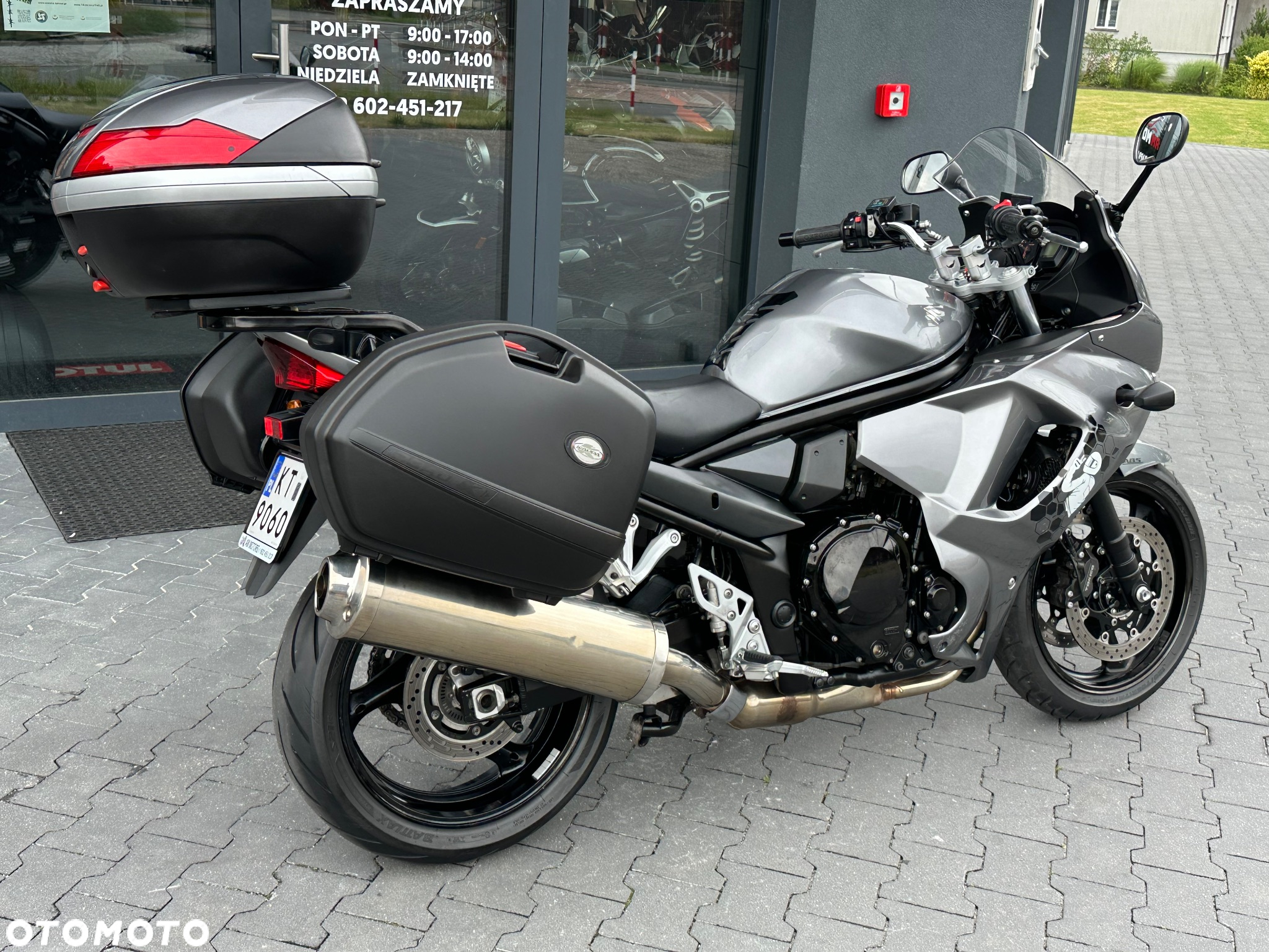 Suzuki GSX - 4