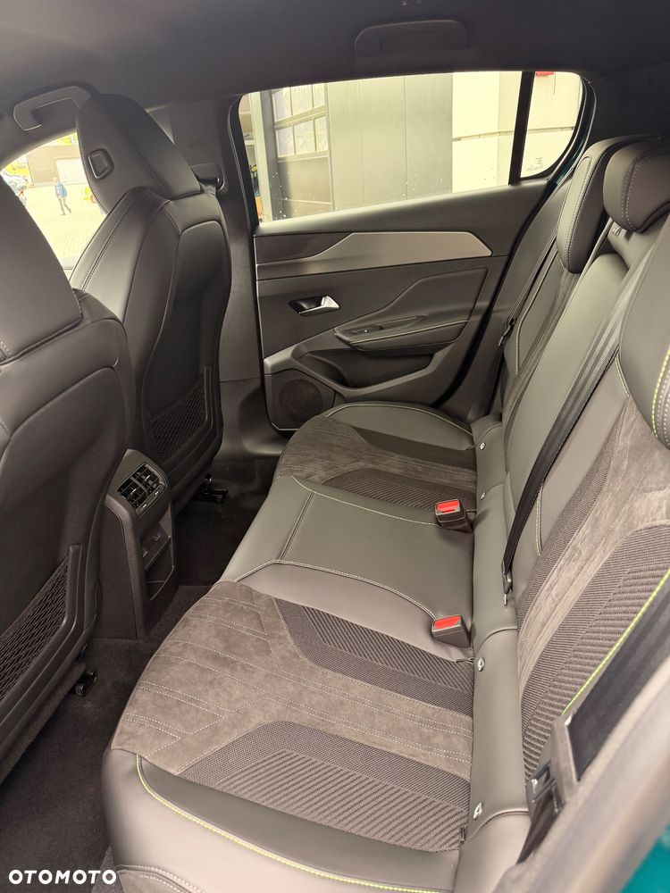 Peugeot 308 58.3kWh GT - 12