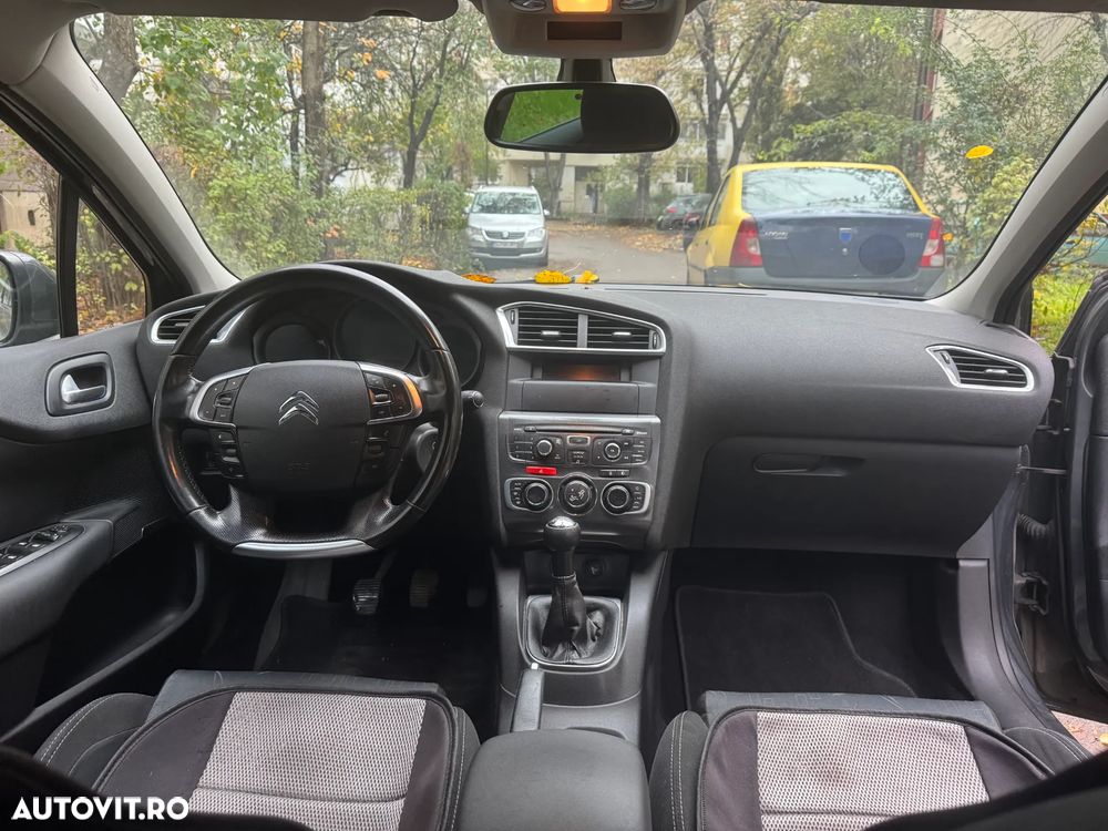 Citroën C4 1.6 HDI FAP BVM Attraction - 12