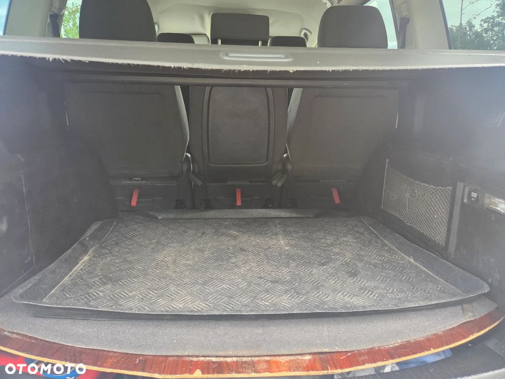 Volkswagen Touran 1.6 - 21