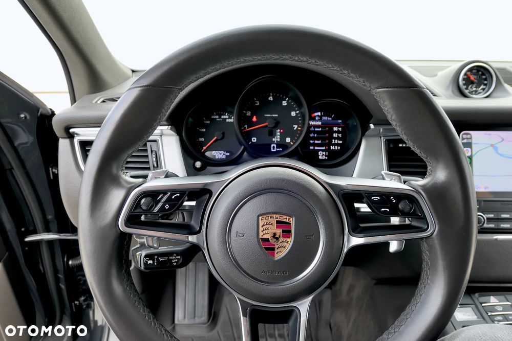 Porsche Macan Standard - 20