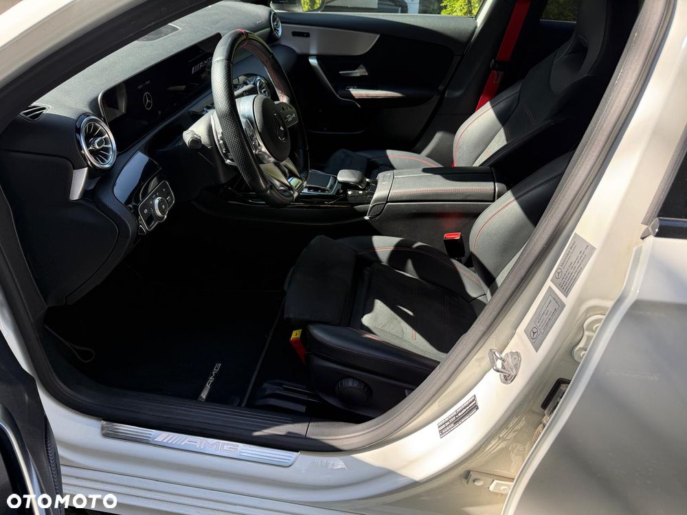 Mercedes-Benz Klasa A 35 AMG 4-Matic 7G-DCT - 9