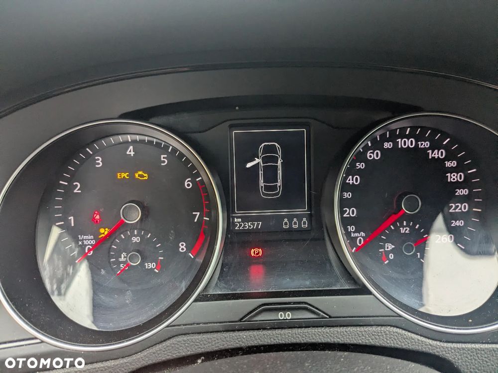 Volkswagen Passat 1.4 TSI BMT Comfortline - 8