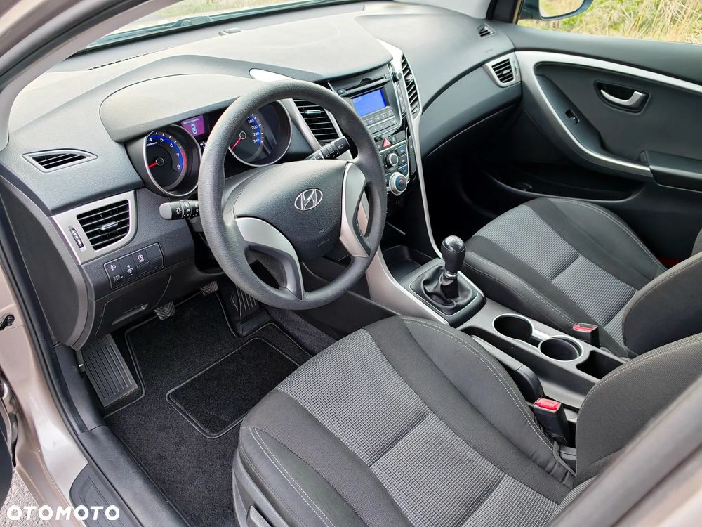 Hyundai i30 1.4 Trend - 8