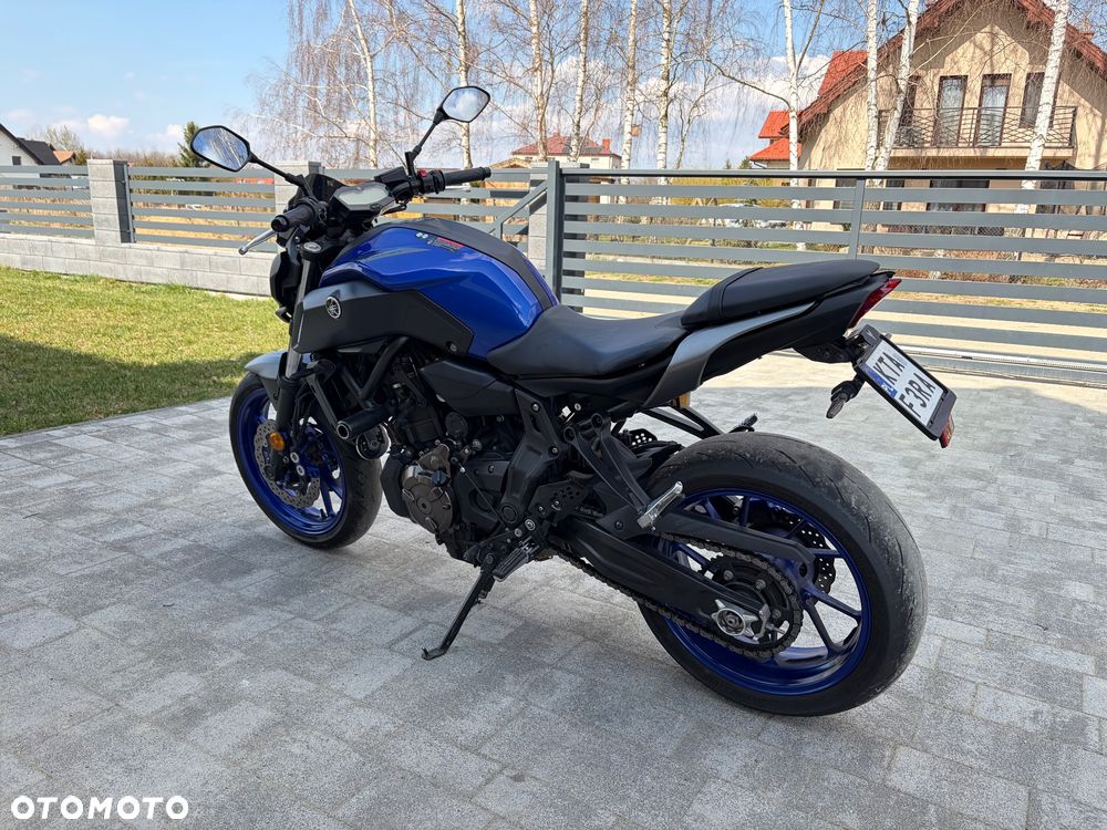 Yamaha MT - 4