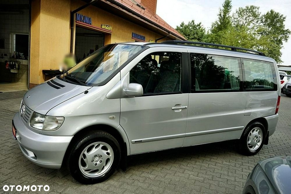 Mercedes-Benz Klasa V - 8