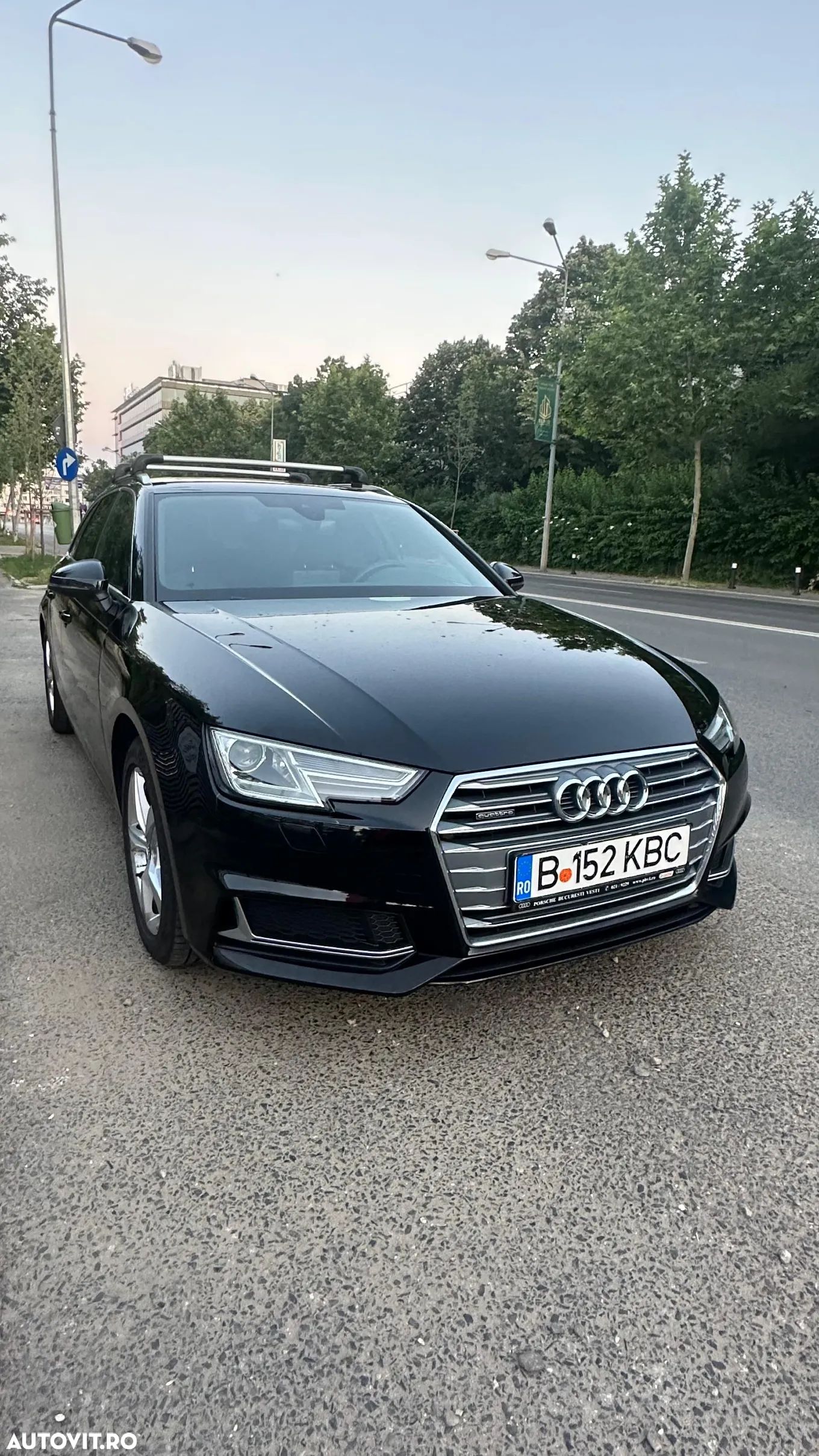 Audi A4 - 1