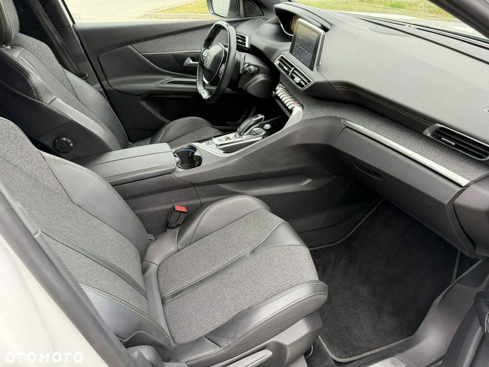 Peugeot 3008 1.6 THP Allure S&S EAT6 - 16
