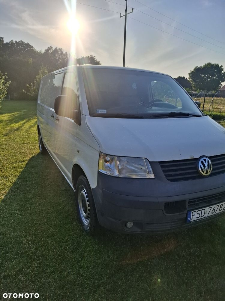 Volkswagen Transporter - 2