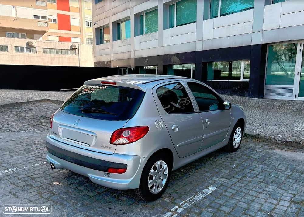 Peugeot 206+ 1.1 Urban - 2