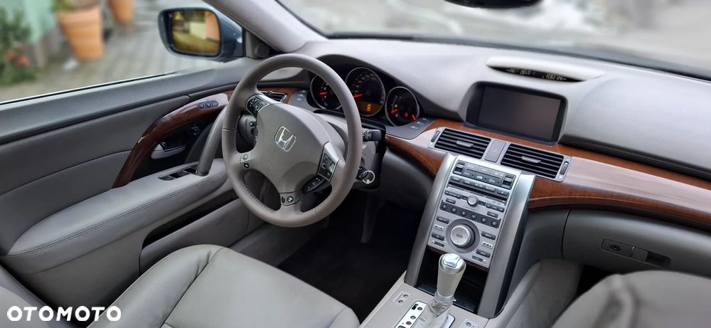 Honda Legend 3.5 V6 SH-AWD - 33