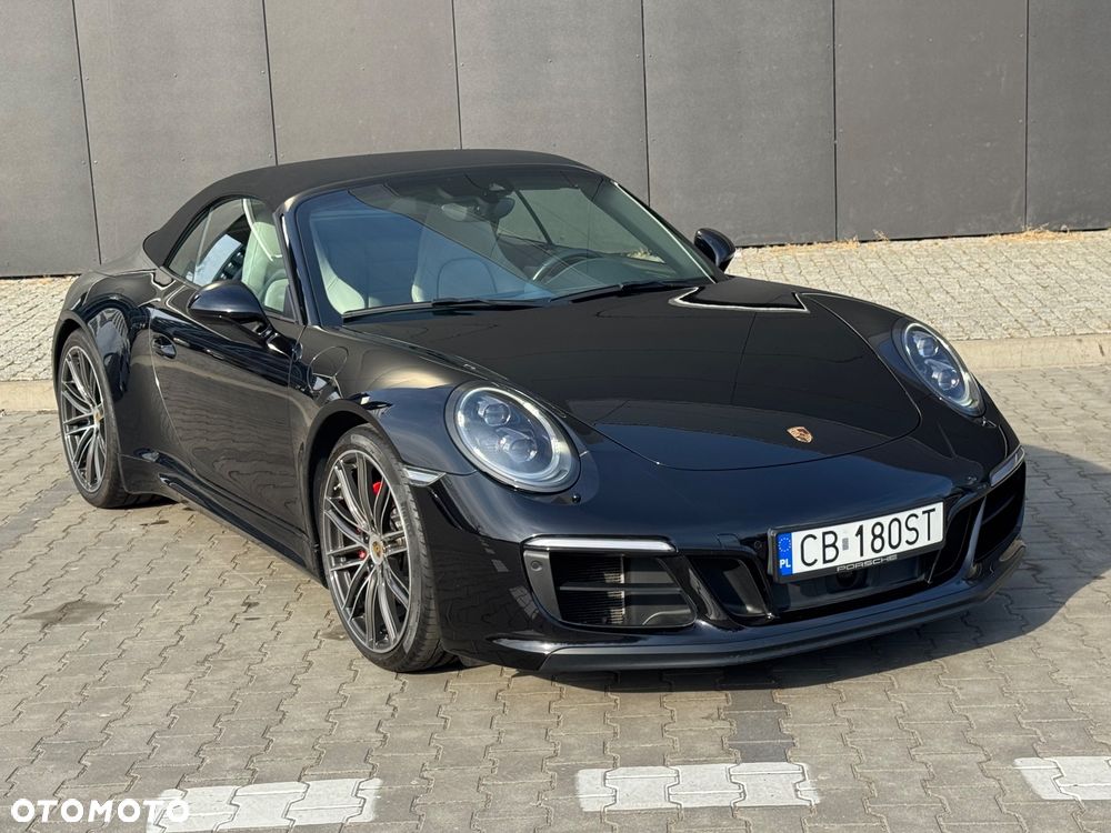 Porsche 911 Carrera 4S PDK - 15