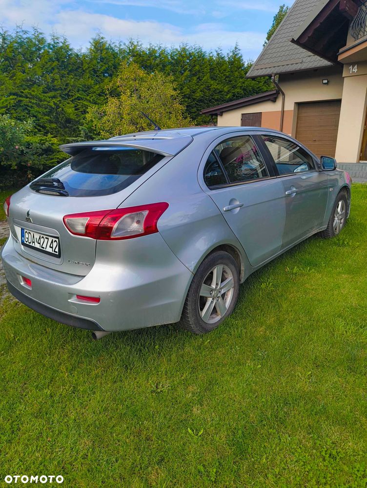 Mitsubishi Lancer - 4