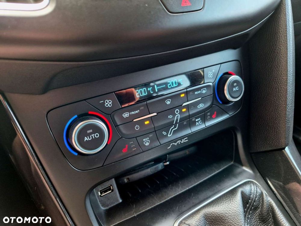 Ford Focus - 14