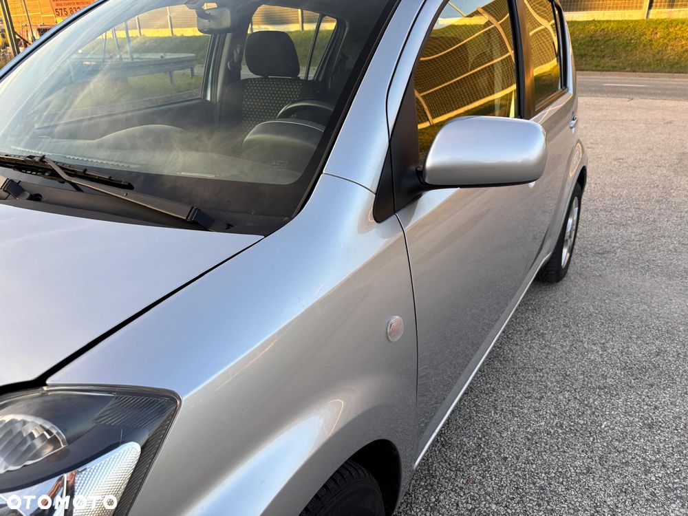 Daihatsu Sirion 1.3 - 26