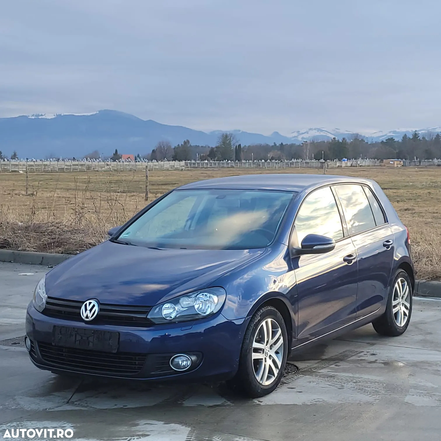 Volkswagen Golf - 5