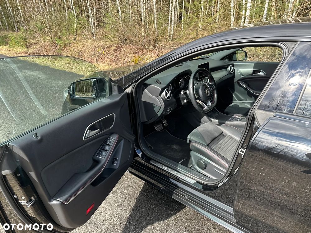 Mercedes-Benz CLA 200 7G-DCT AMG Line - 8