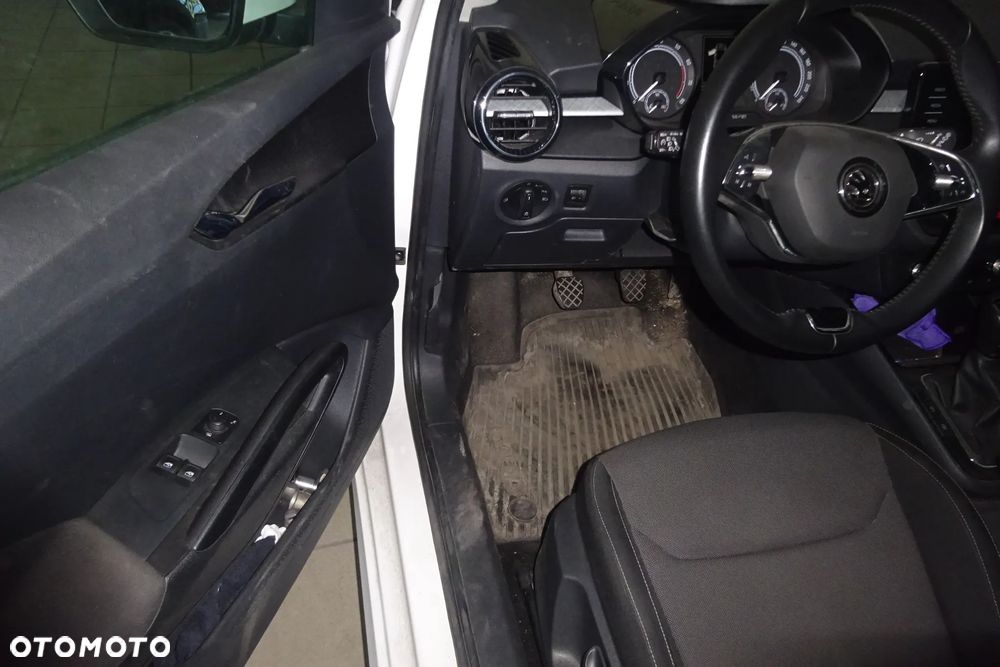 Skoda Fabia 1.0 Ambition - 18