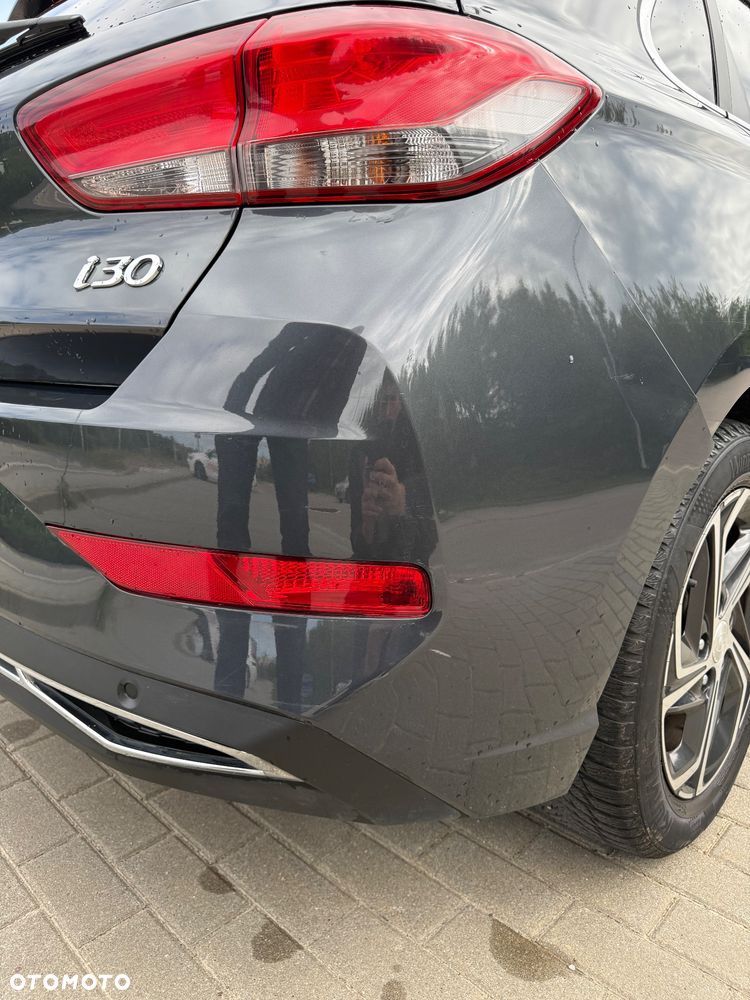 Hyundai i30 1.5 DPI Comfort - 11